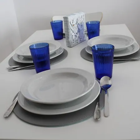 Pato Playa Con Piscinas Y Garaje