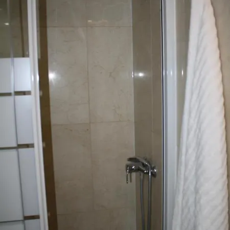 Pato Playa Con Piscinas Y Garaje